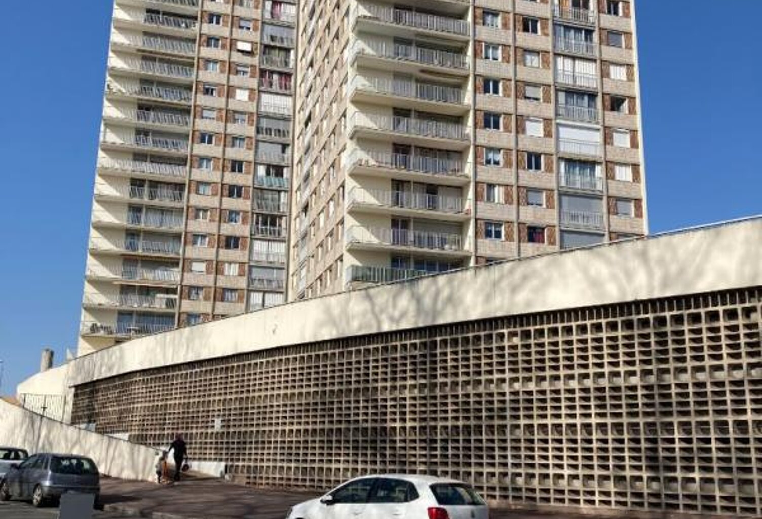 🚗 À LOUER – GARAGE FERMÉ – LIMOGES BEAUBLANC / LA BORIE 🔑 — photo 1