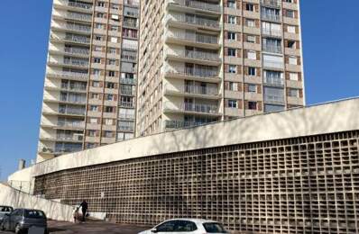   À LOUER – GARAGE FERMÉ – LIMOGES BEAUBLANC / LA BORIE   — photo du bien