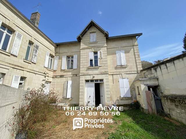 Montsoreau 49730 - IMMEUBLE À FORT POTENTIEL - EMPLACEMENT EXCEPTIONNEL — photo du bien