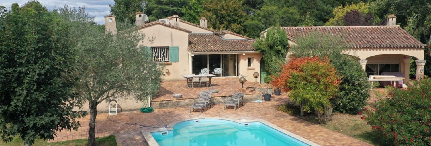 Maison 6 Pièces 300 m² à vendre à Pugnac (33710)