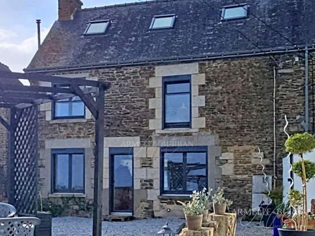 Maison rénovée 3 chambres avec chambre RDC  Taupont proche Ploërmel — photo du bien