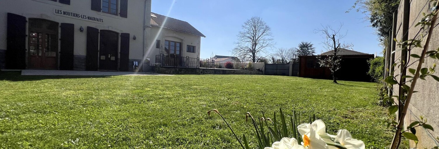 Maison 6 Pièces 105 m² à vendre à Moutiers-les-Mauxfaits (85540)