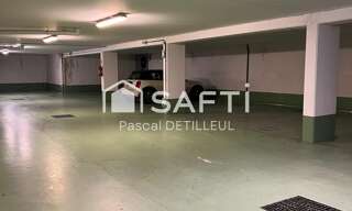 Garage   m² à vendre à Garches (92380)