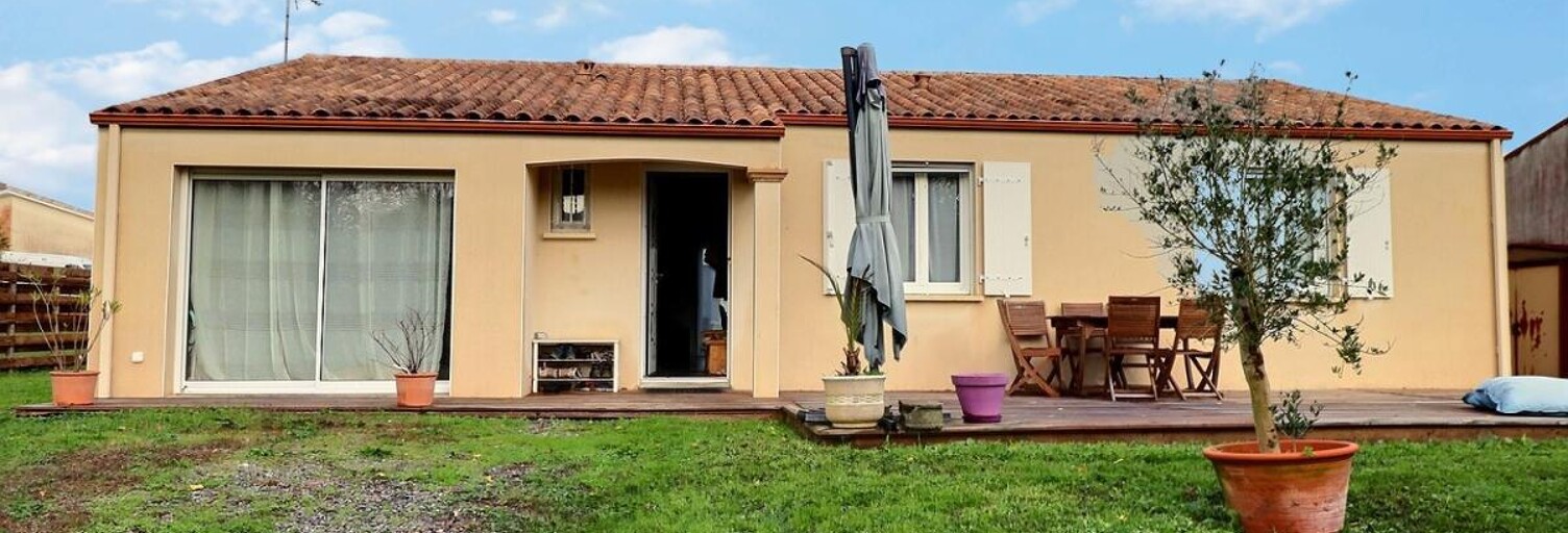 Maison 6 Pièces 105 m² à vendre à Saint-Hippolyte (17430)