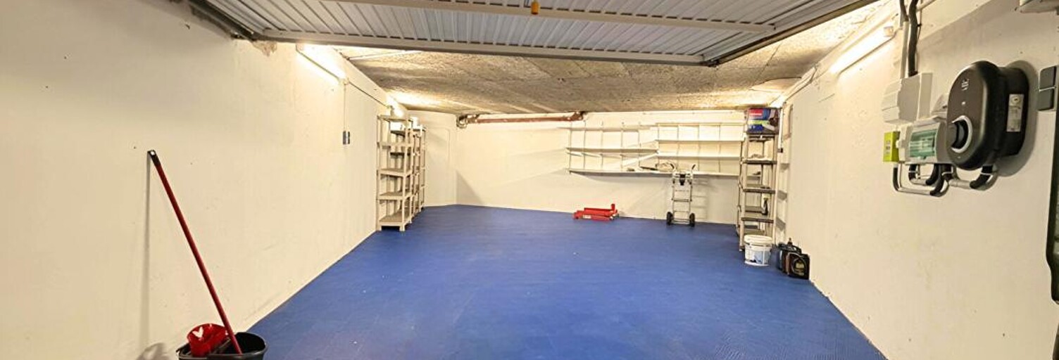 Garage  46 m² à vendre à Mandelieu-la-Napoule (06210)