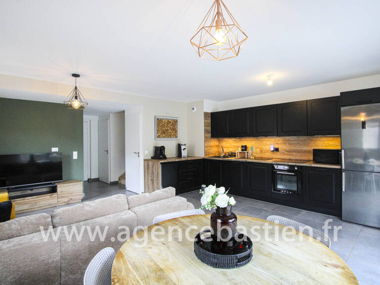 A LOUER - APPARTEMENT MEUBLE TYPE 4 - DUPLEX  DE 85.16m2 - T — photo 1