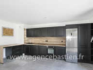 A LOUER - APPARTEMENT MEUBLE TYPE 4 - DUPLEX  DE 85.16m2 - T — photo 4
