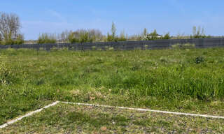 Terrain  750 m² à vendre à Camblanes-et-Meynac (33360)
