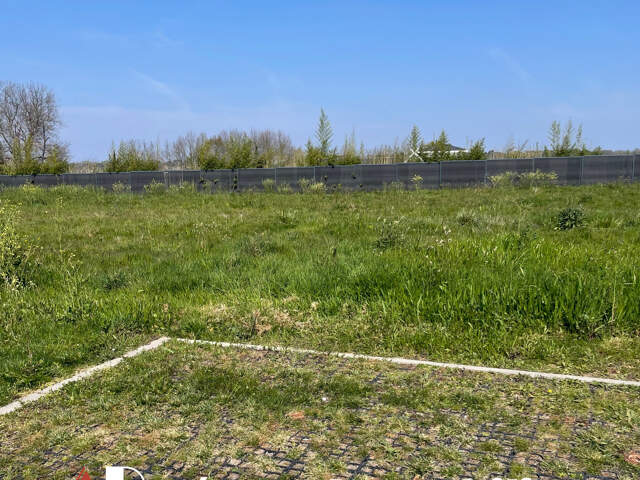 TERRAIN A BATIR 750M2 - SUR COTEAUX - PLAT- VIABILISE — photo du bien