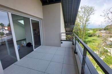 Appartement 2 pièces 813 €