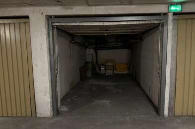 Garage  44000 €