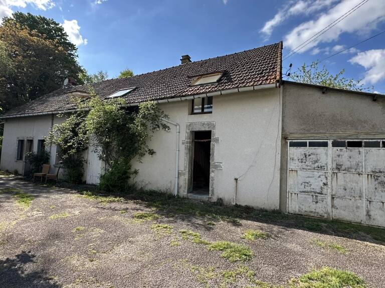 En exclusivité, maison proche de Liernais — photo 1