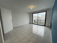 T2 lumineux - ONET LE CHATEAU — photo 2