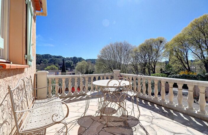 DRAGUIGNAN MAISON PLAIN-PIED T4 -78 M²- 2 CHAMBRES-BUREAU- GARAGE-501 M2 TERRAIN — photo 3