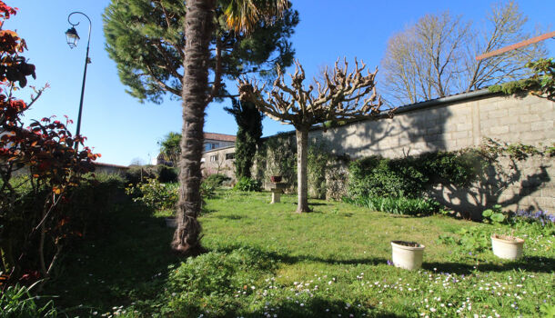 Villa / Maison 5 pièces  à vendre Pons 17800