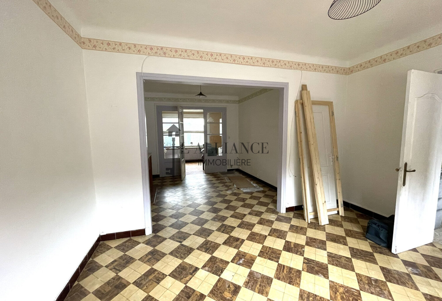 Maison à rénovée 120 m² — photo 1