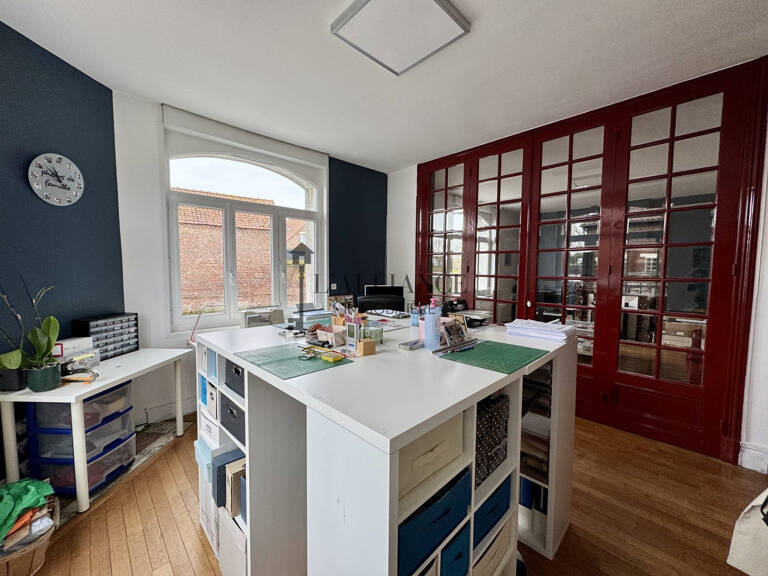 Corps de ferme 294 m² avec dépendances — photo 1