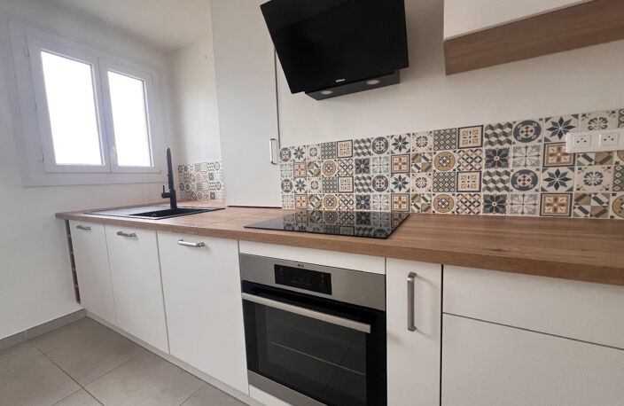 À Caluire-Et-Cuire (69), grand appartement avec balcon à ven — photo 2