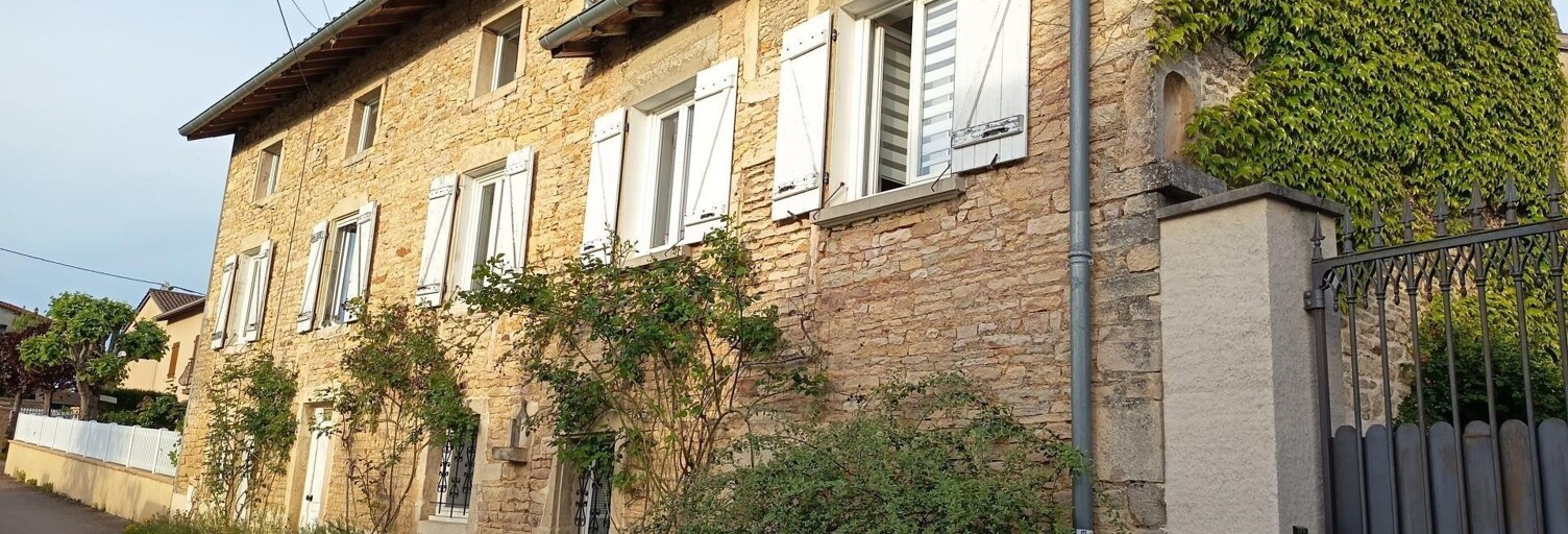 Maison 8 Pièces 143 m² à vendre à Lugny (71260)