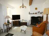 Maison de village pleine de charme avec jardin et dépendances — photo 2