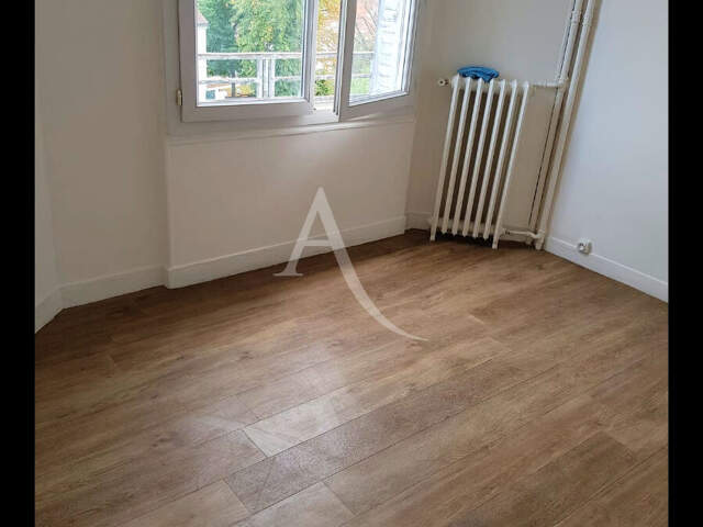 Appartement Ris Orangis 2 pièces 32.15 m2 — photo du bien