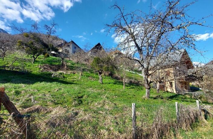 Terrain — photo 3
