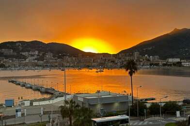 Appartement 3 pièces 345000 €