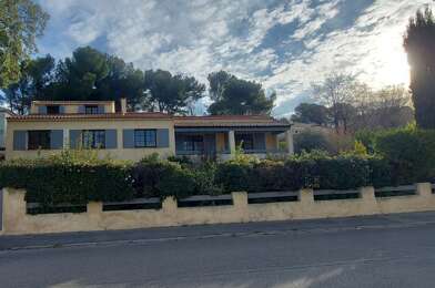 Maison 5 pièces 2100 €