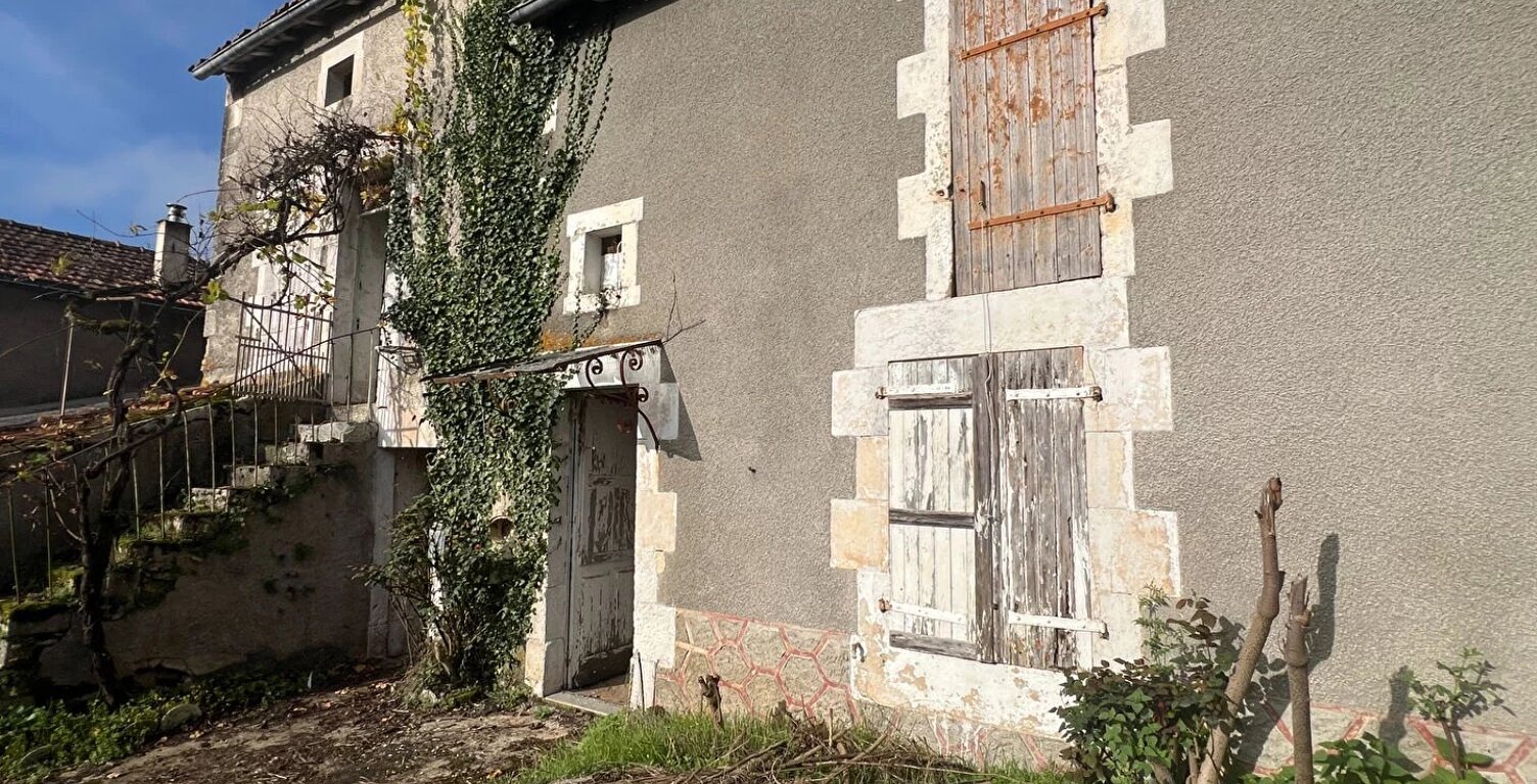 CIVAUX !   CHARME D'ANTAN ! — photo 1
