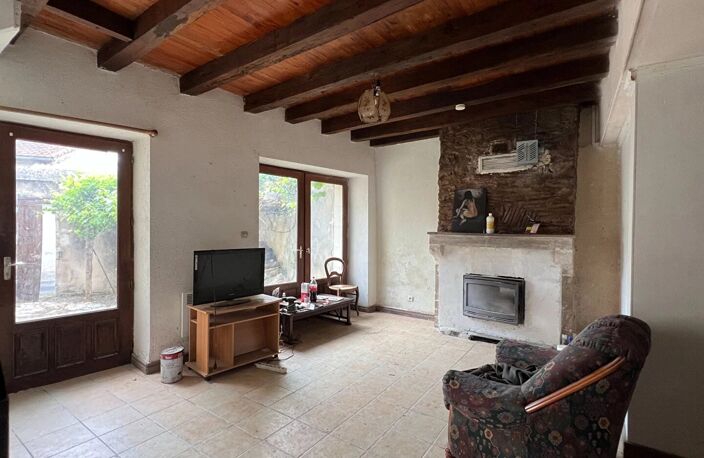 Maison Lussac Les Chateaux 6 pièce(s) — photo 3
