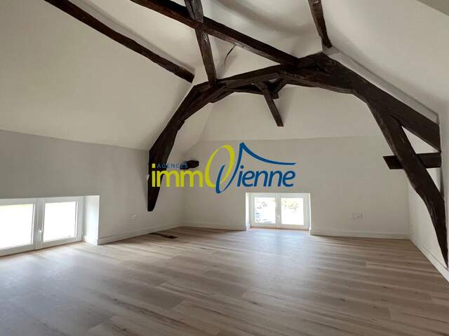 Appartement - Lussac Les Chateaux 3 pièce(s) 47.90 m2 — photo du bien