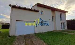 Maison 5 Pièces 133 m² à louer à Mazerolles (86320)