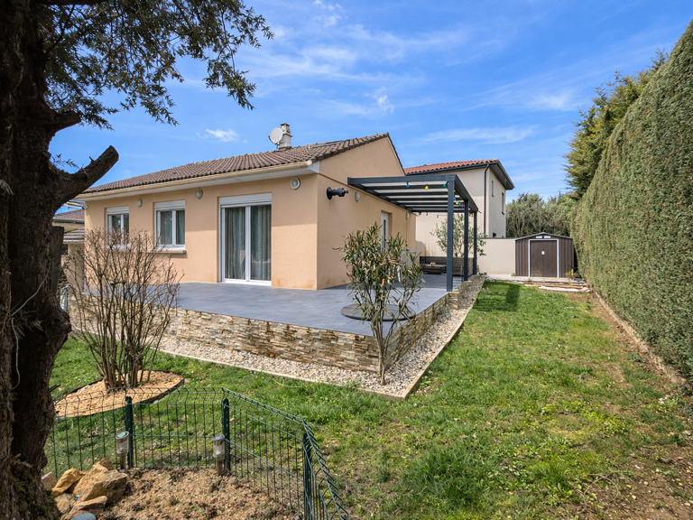 Villa avec garage - Vindry sur Turdine — photo 1