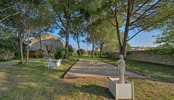 Villa / Maison 8 pièces  à vendre Aimargues 30470