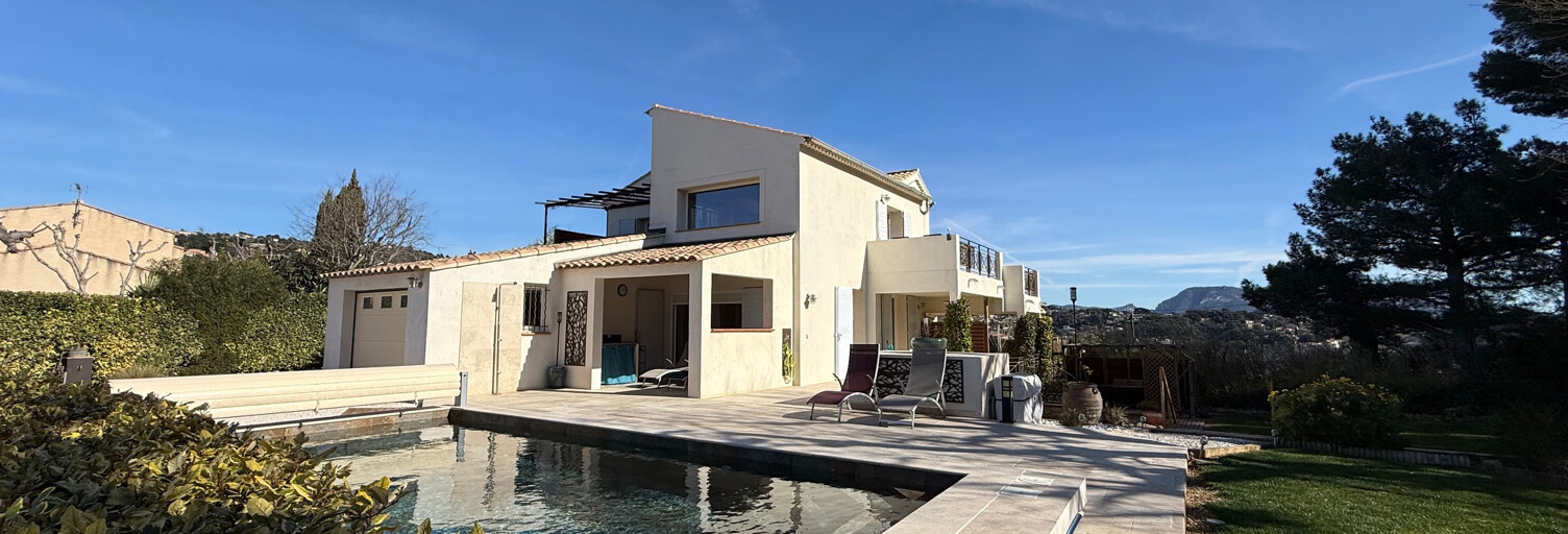 Maison 9 Pièces 206 m² à vendre à Ollioules (83190)