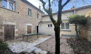 Maison 9 Pièces 211 m² à vendre à Lussac-les-Châteaux (86320)