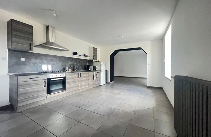 Ensemble immobilier à Lussac-les-Châteaux .Idéal investisseur — photo 3