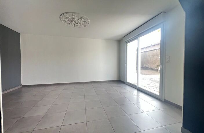 Ensemble immobilier à Lussac-les-Châteaux .Idéal investisseur — photo 4