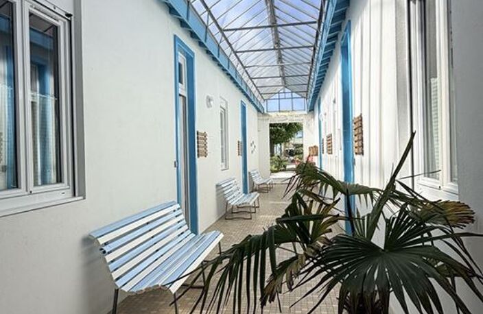 Immeuble - 700m ² — photo 2