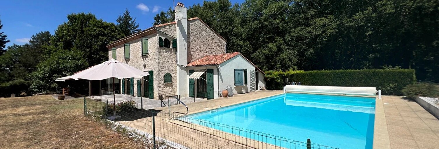 Maison 10 Pièces 265 m² à vendre à Verrières (86410)