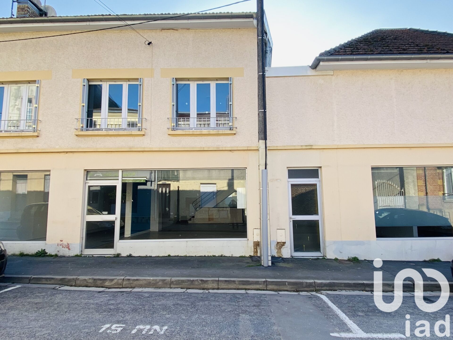 Vouziers - 560m² - 1p.