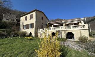 Maison 9 Pièces 140 m² à vendre à Vallées-d'Antraigues-Asperjoc (07530)