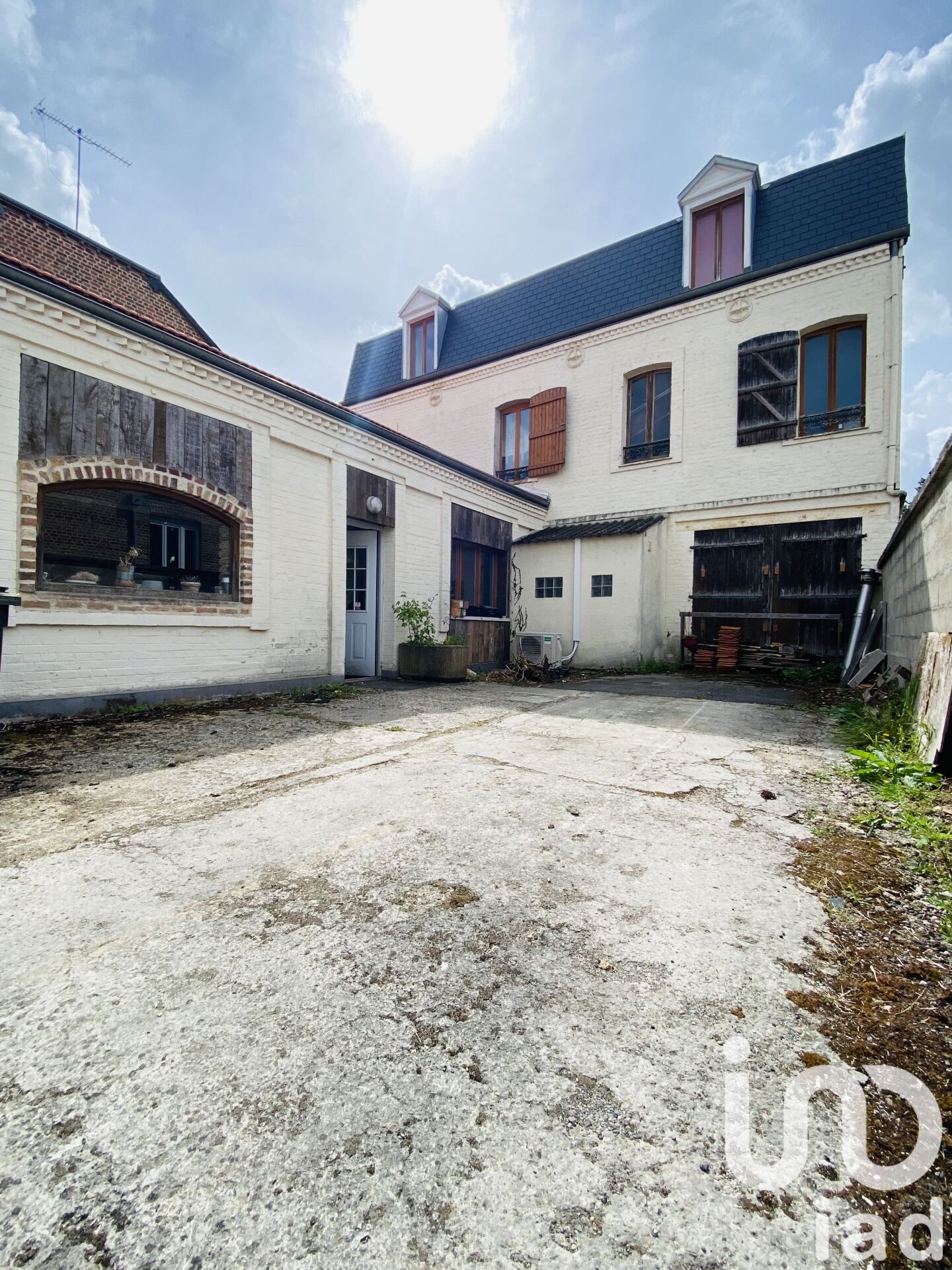 Vouziers - 164m² - 6p.