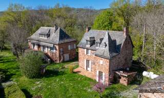 Maison 9 Pièces 254 m² à vendre à Firmi (12300)