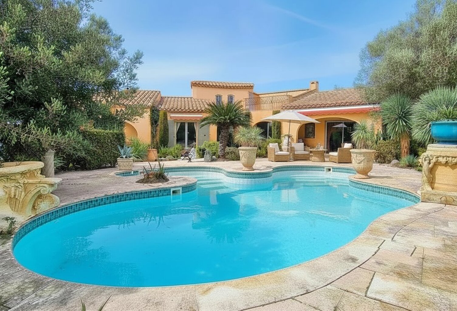 Maison — photo 1