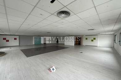 Bureau  9433 €