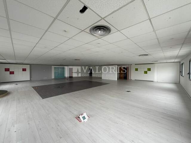 BUREAUX à LOUER — photo du bien