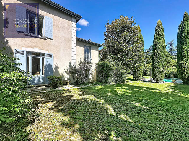 Maison Irigny 9 pièce(s) 400 m2 — photo du bien