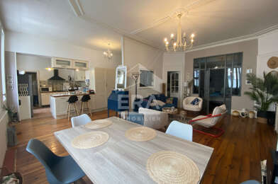 Appartement 4 pièces 210600 €