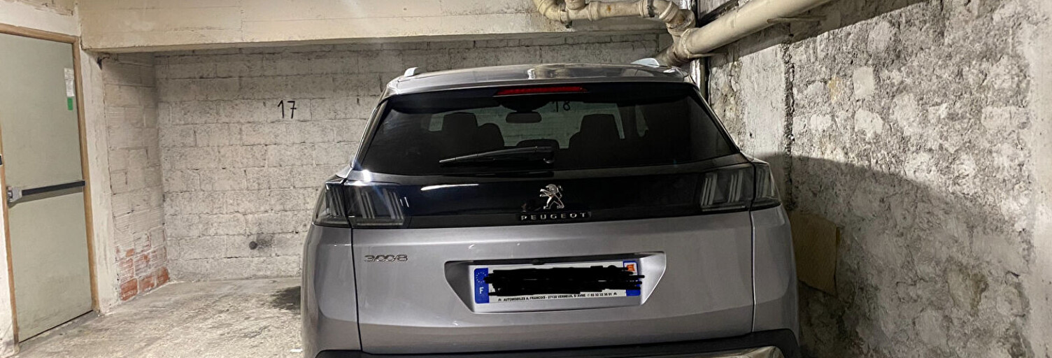 Garage   m² à vendre à Paris 18 (75018)